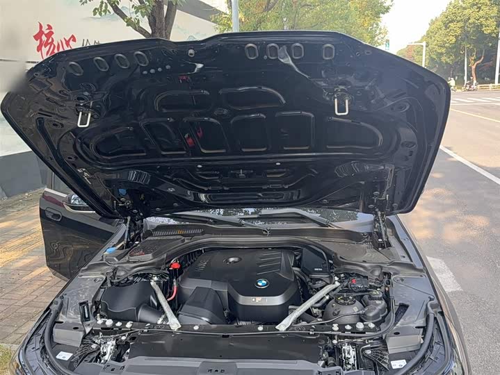 Фото 11 - BMW 5 Series