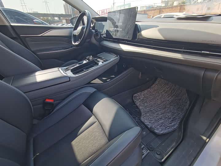 Фото 8 - GAC Aion S Plus