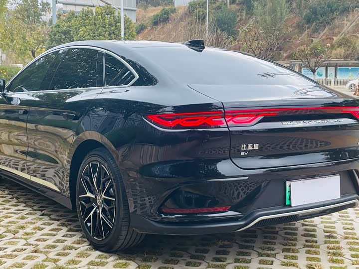 Фото 7 - BYD Han