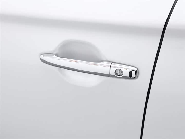 Фото 18 - Mitsubishi Outlander