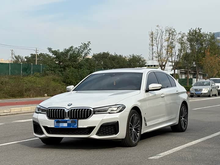 Фото 1 - BMW 5 Series