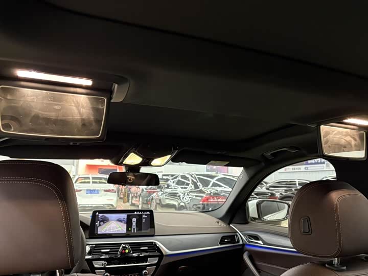 Фото 20 - BMW 5 Series