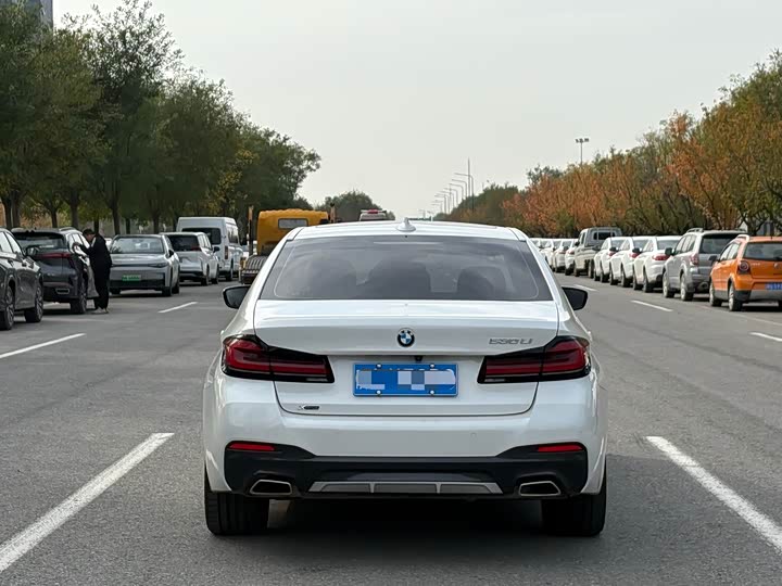 Фото 5 - BMW 5 Series