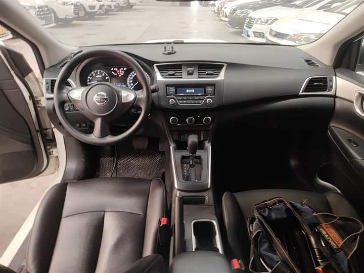 Фото 10 - Nissan Sylphy