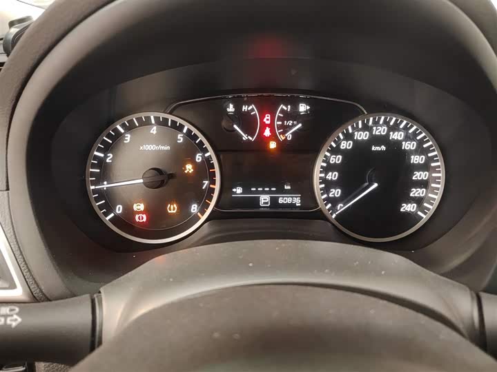 Фото 12 - Nissan Sylphy