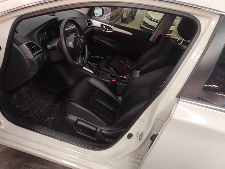 Фото 15 - Nissan Sylphy