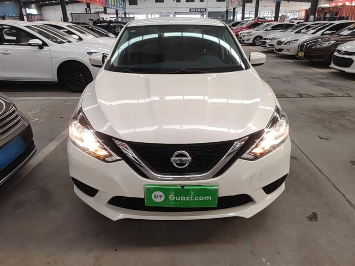 Фото 3 - Nissan Sylphy