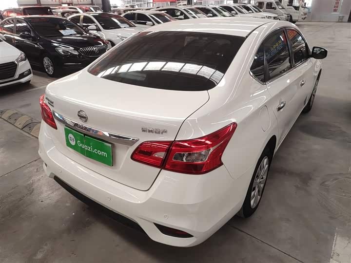 Фото 7 - Nissan Sylphy