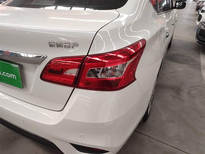 Фото 8 - Nissan Sylphy