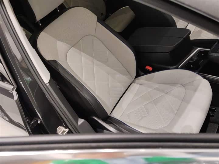 Фото 24 - Volkswagen Talagon