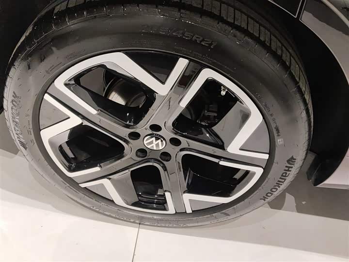 Фото 25 - Volkswagen Talagon