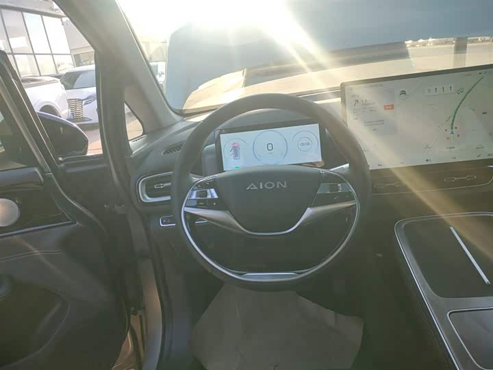 Фото 11 - GAC Aion V