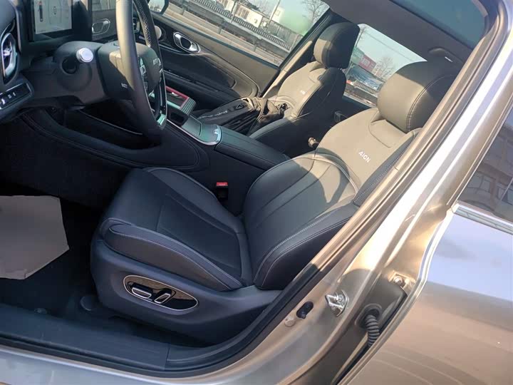 Фото 15 - GAC Aion V