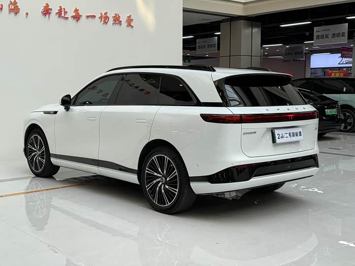 Фото 6 - XPeng G9