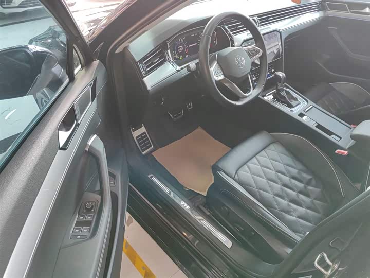 Фото 16 - Volkswagen Magotan GTE Hybrid