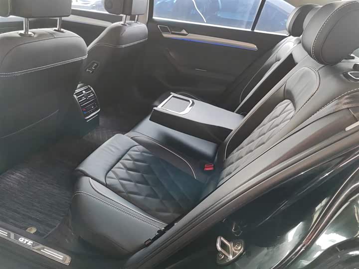 Фото 17 - Volkswagen Magotan GTE Hybrid