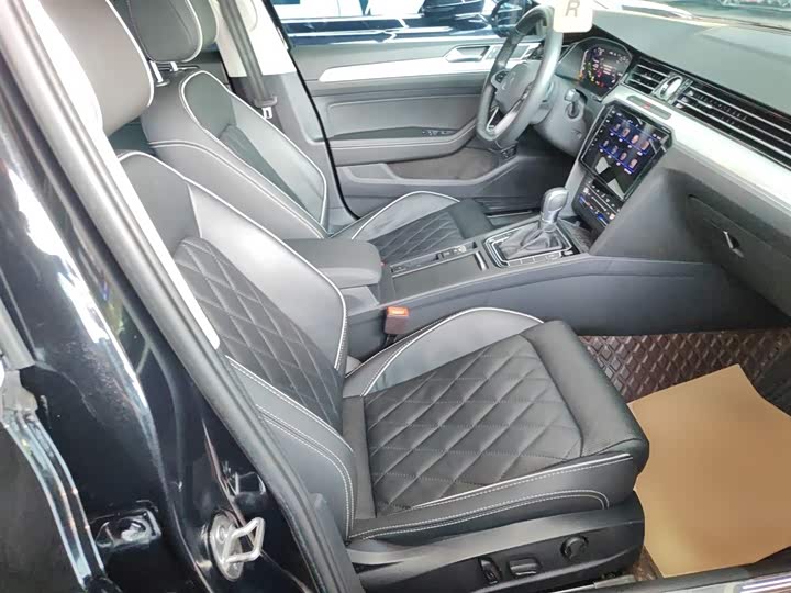 Фото 25 - Volkswagen Magotan GTE Hybrid