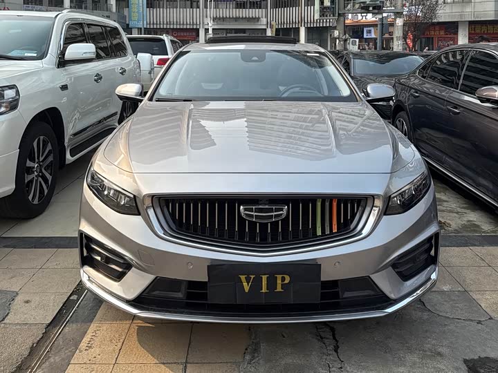 Фото 1 - Geely Preface