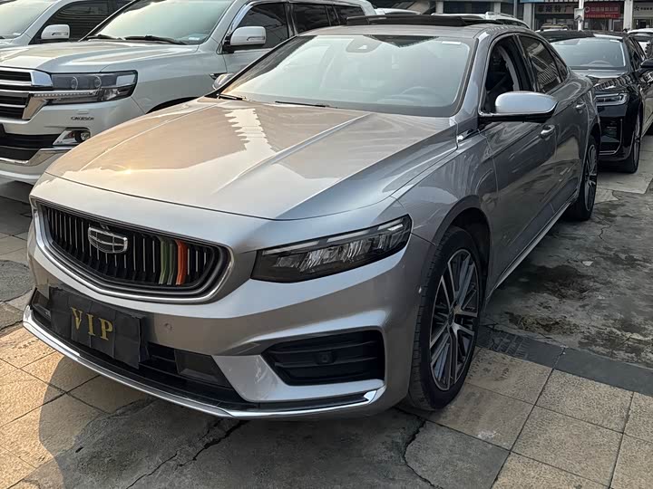 Фото 2 - Geely Preface