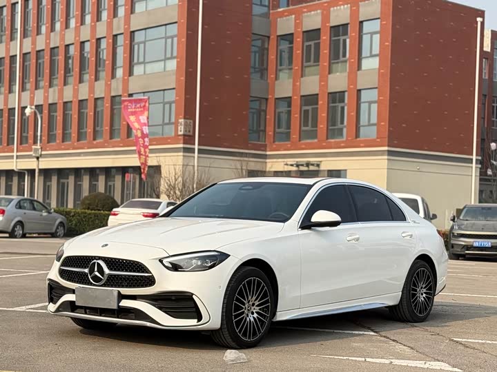 Фото 1 - Mercedes-Benz C-Class