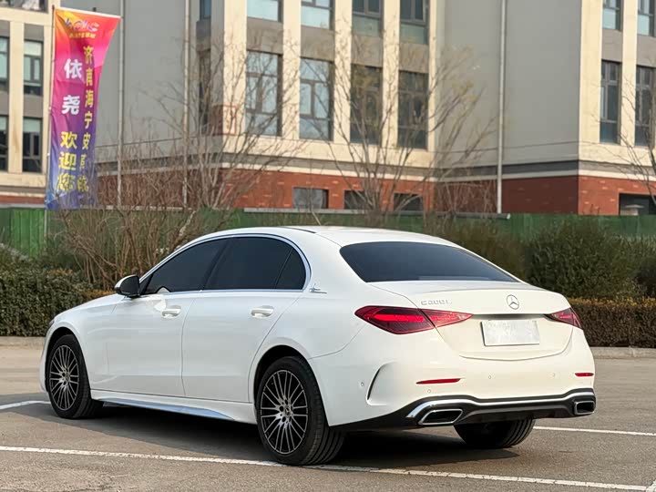 Фото 10 - Mercedes-Benz C-Class