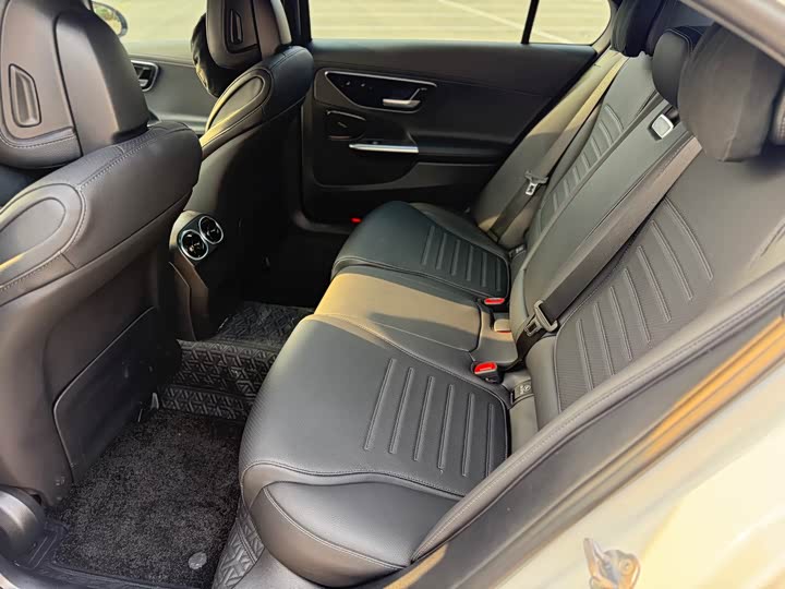 Фото 5 - Mercedes-Benz C-Class