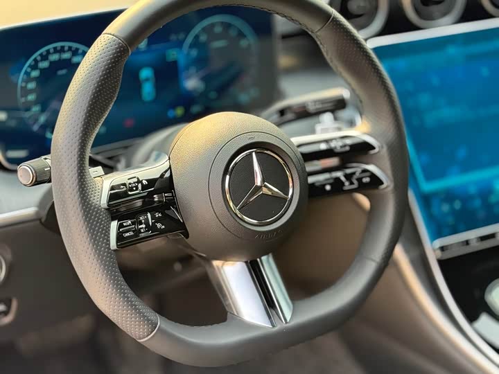 Фото 7 - Mercedes-Benz C-Class