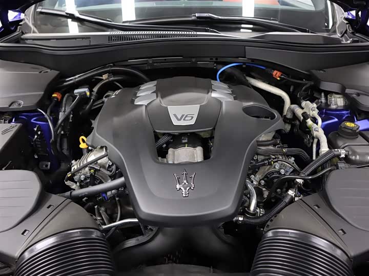 Фото 28 - Maserati Levante