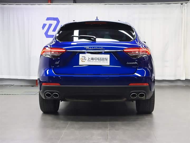 Фото 4 - Maserati Levante