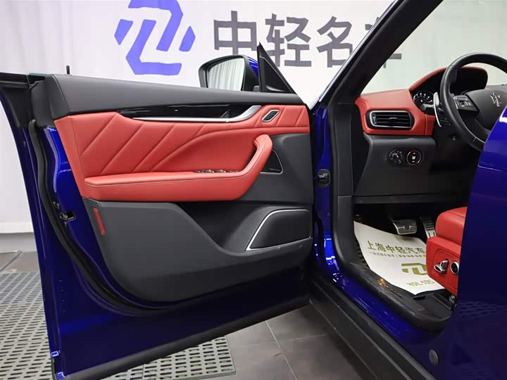 Фото 5 - Maserati Levante