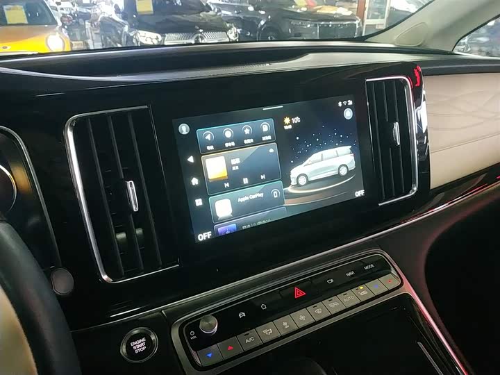 Фото 13 - GAC Trumpchi M8