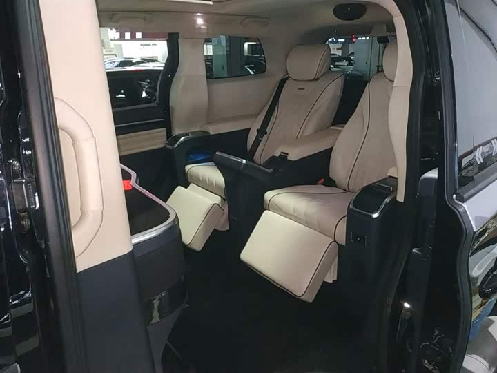 Фото 17 - GAC Trumpchi M8