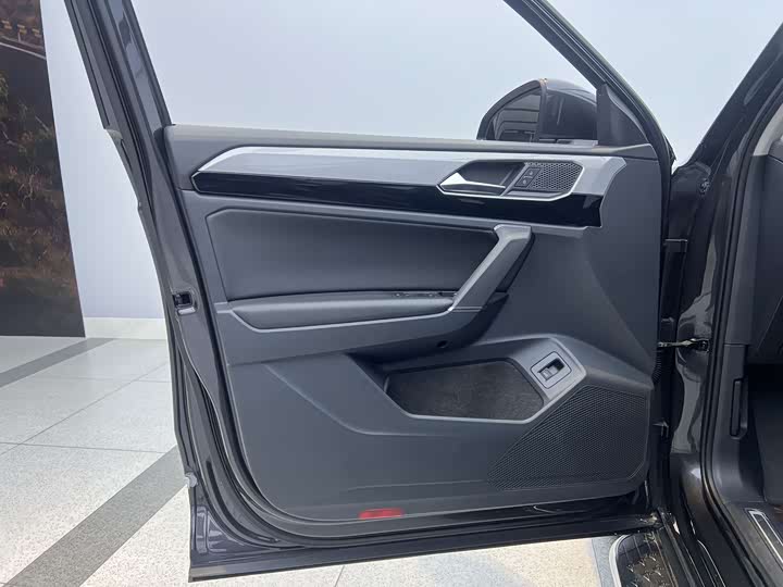 Фото 12 - Volkswagen Tayron