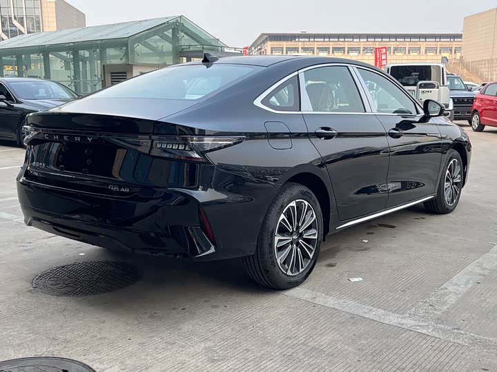 Фото 9 - Chery Fulwin A8