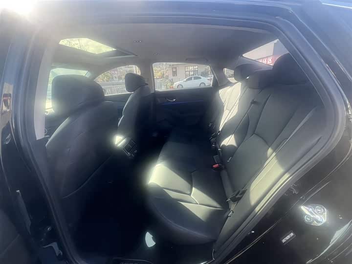 Фото 5 - Honda Accord