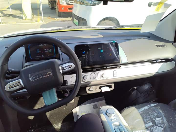 Фото 10 - Changan Qiyuan (Nevo) Lumin