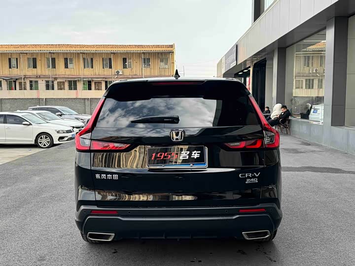 Фото 8 - Honda CR-V