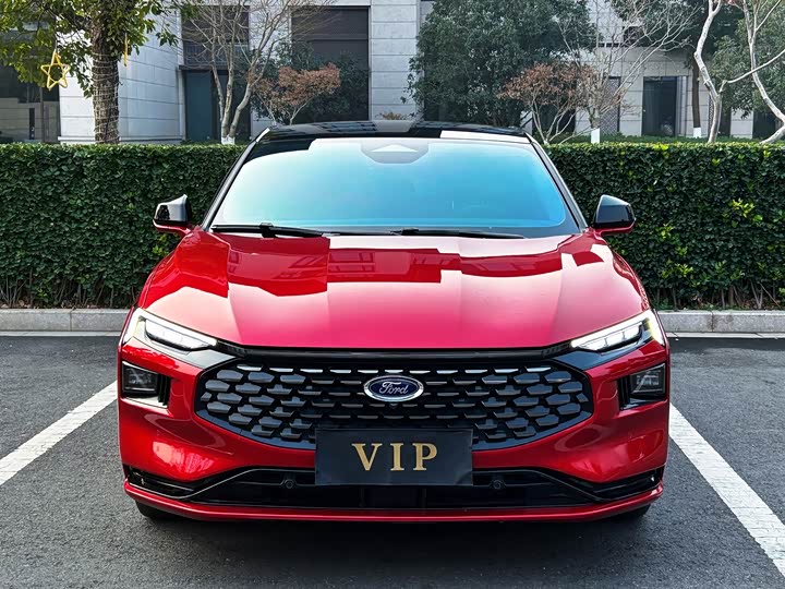 Фото 2 - Ford Mondeo