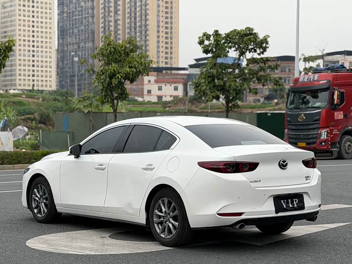 Фото 13 - Mazda 3 (Axela)