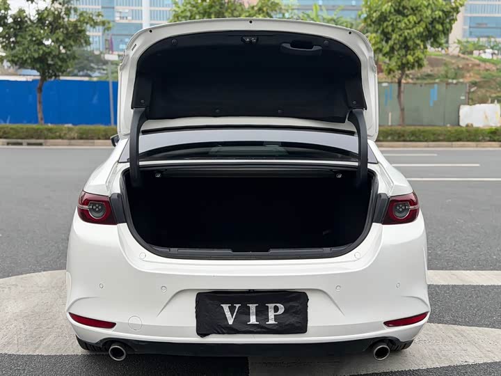 Фото 15 - Mazda 3 (Axela)