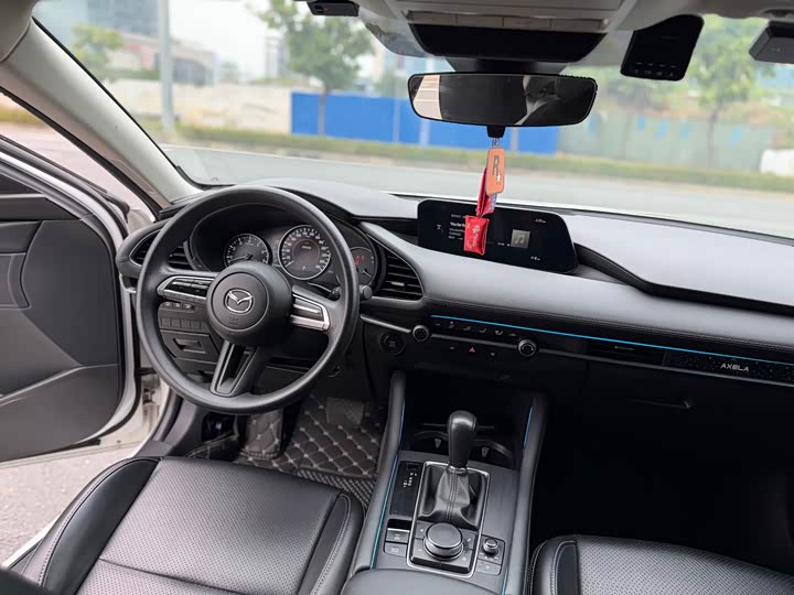 Фото 16 - Mazda 3 (Axela)