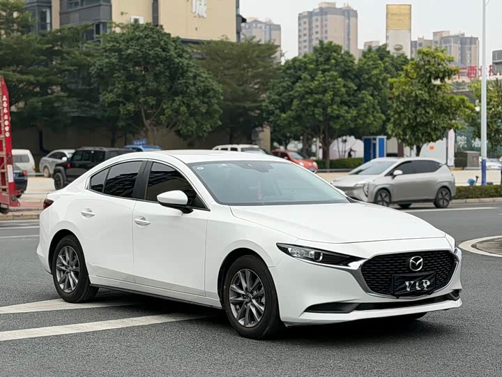 Фото 3 - Mazda 3 (Axela)