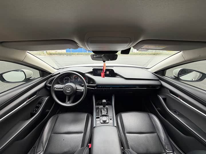 Фото 7 - Mazda 3 (Axela)