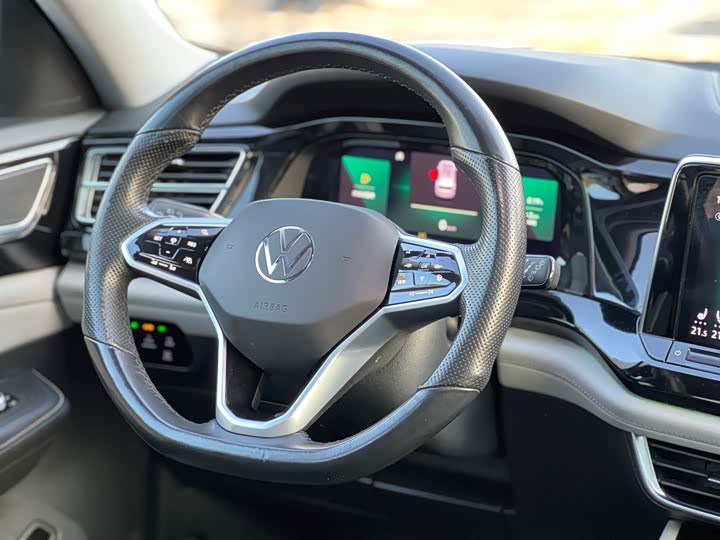 Фото 24 - Volkswagen Teramont Pro