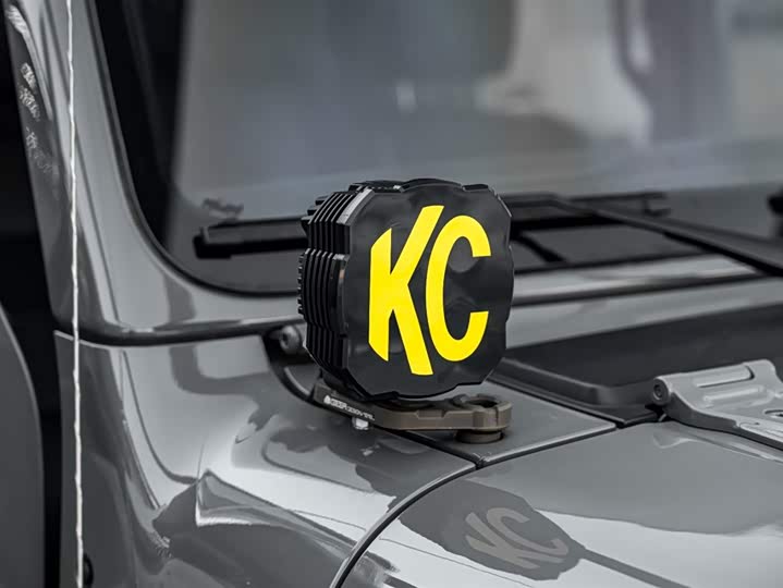 Фото 12 - Jeep Gladiator