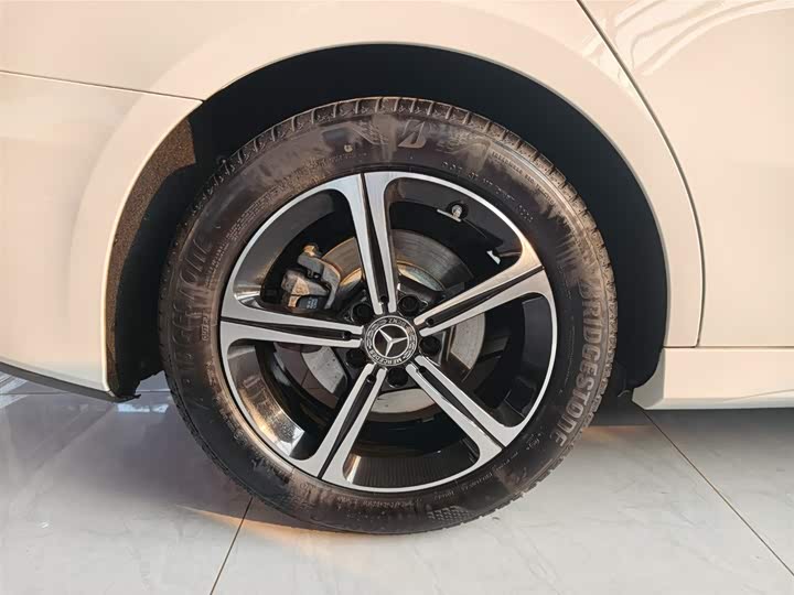 Фото 17 - Mercedes-Benz A-Class