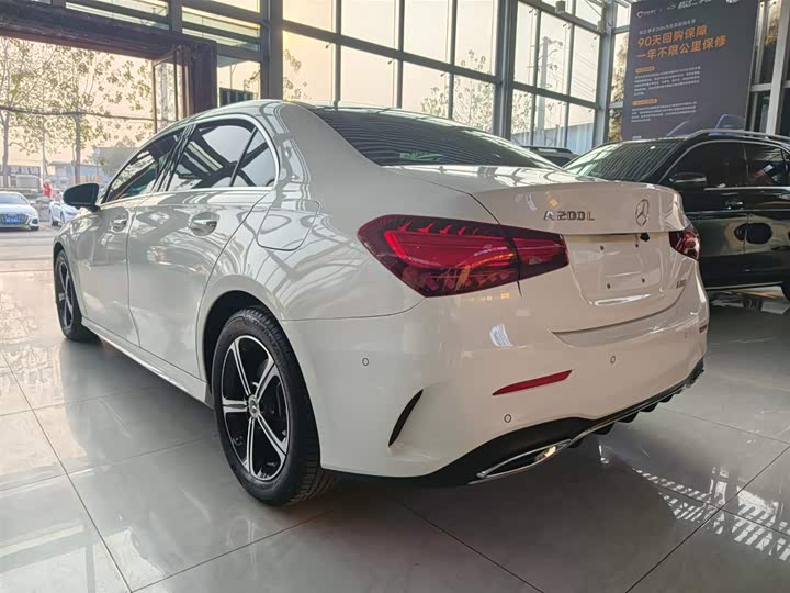 Фото 4 - Mercedes-Benz A-Class