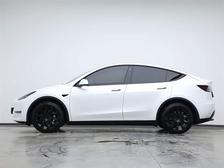 Фото 5 - Tesla Model Y