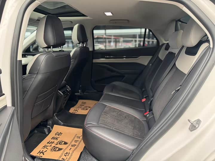 Фото 6 - Ford Mondeo