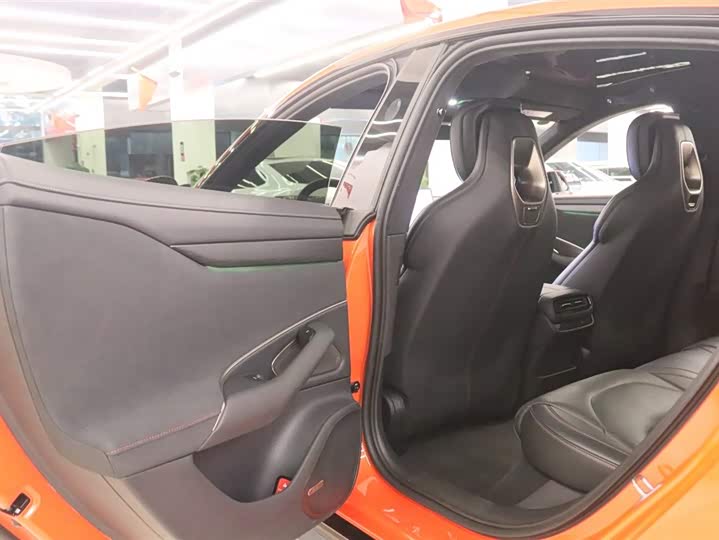 Фото 21 - Xiaomi SU7